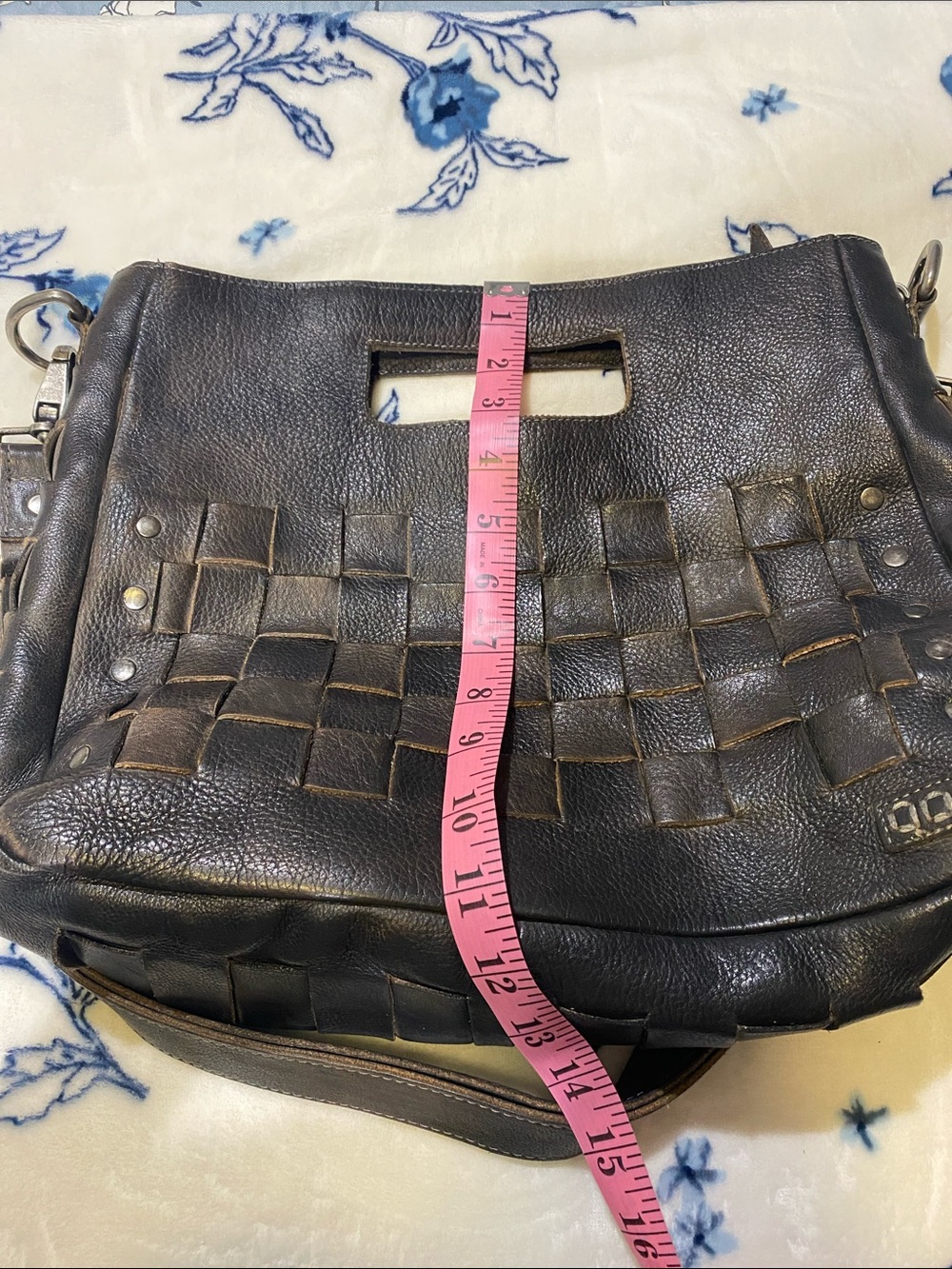BED|STU Orchid Black Rustic Woven Leather Messenger Bag - Picture 8 of 16
